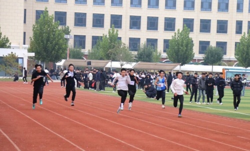 2026年石家莊東華鐵路學(xué)校卡分嗎？